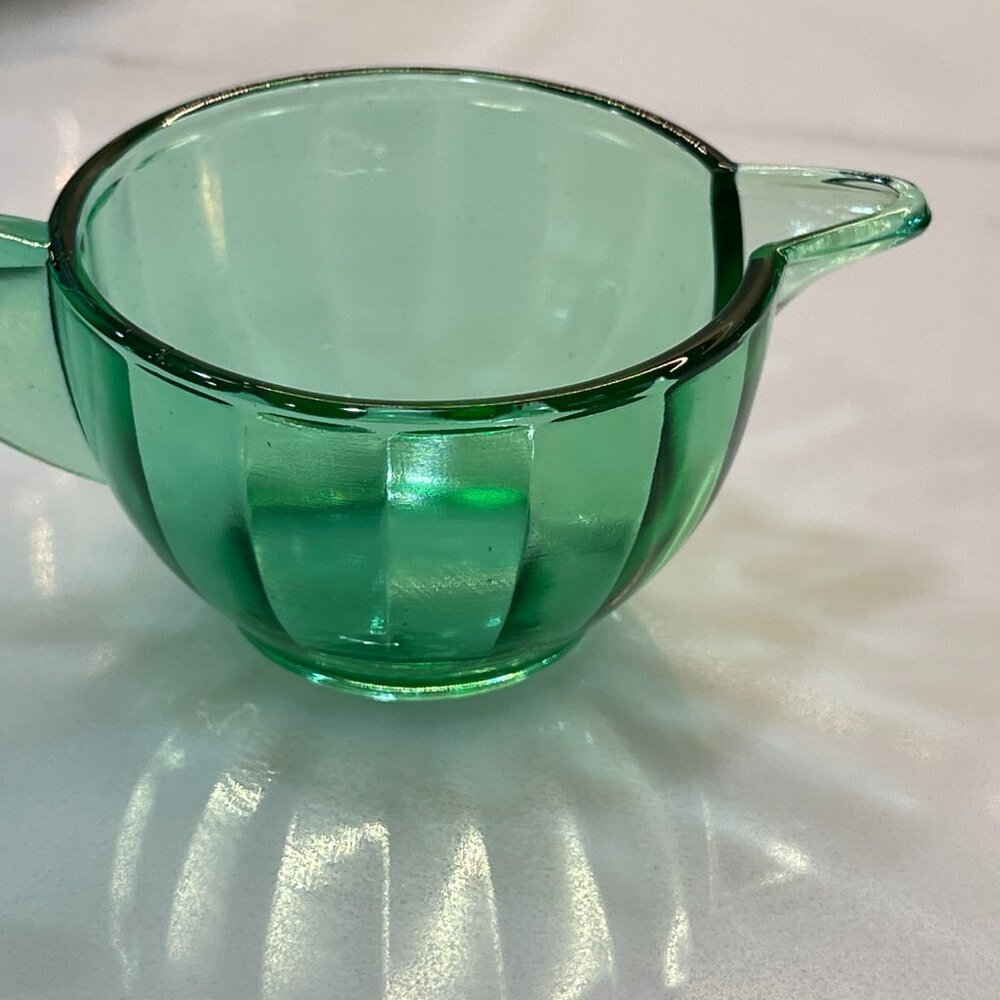 1930s Akro Agate Uranium Glass Espresso-Sized Glass Set - Picture 7 of 15